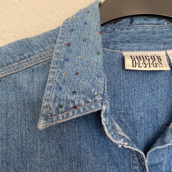 Chico’s denim embroidered top‎ - Picture 5 of 7